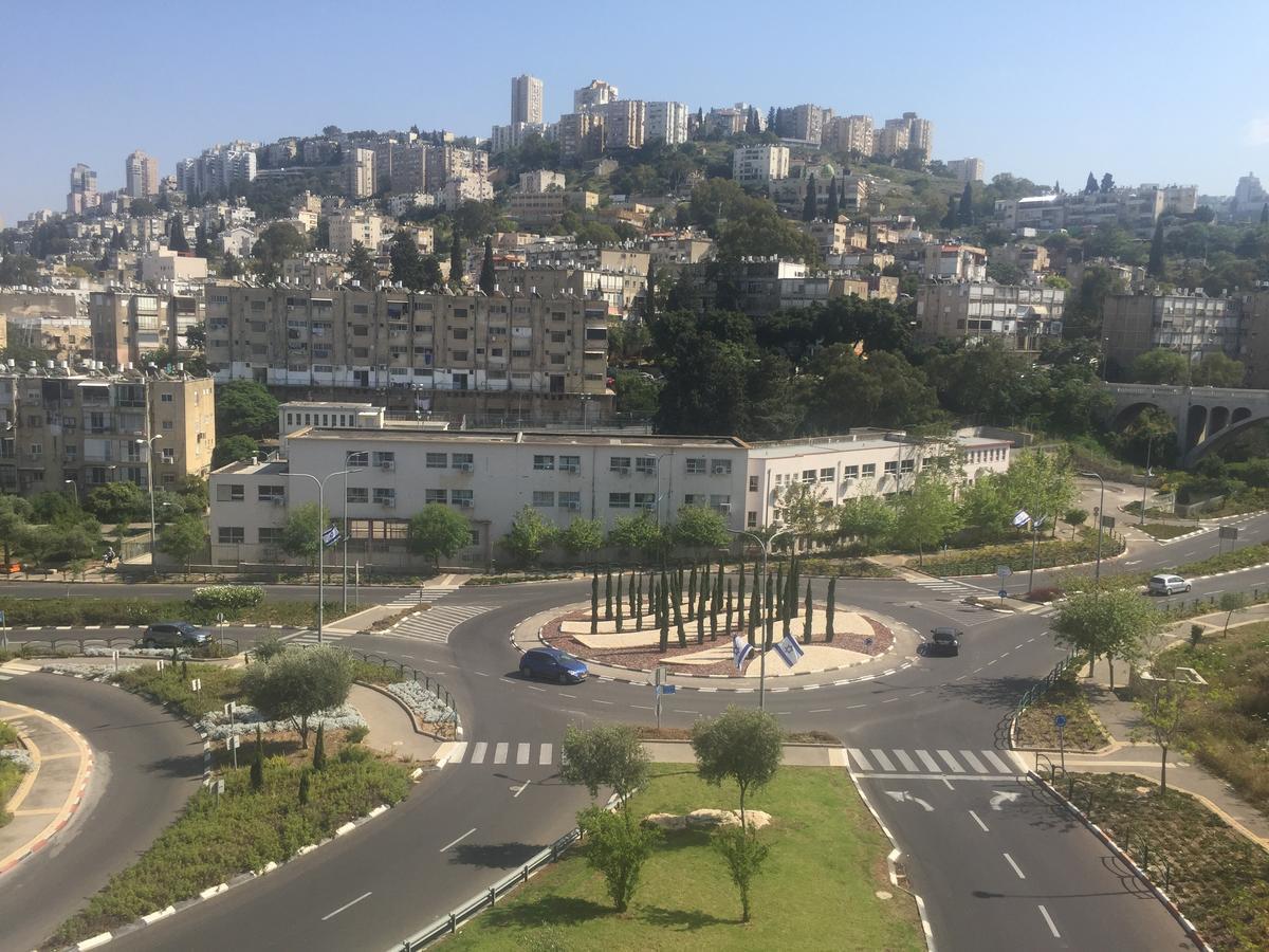 Space Place Haifa Bagian luar foto