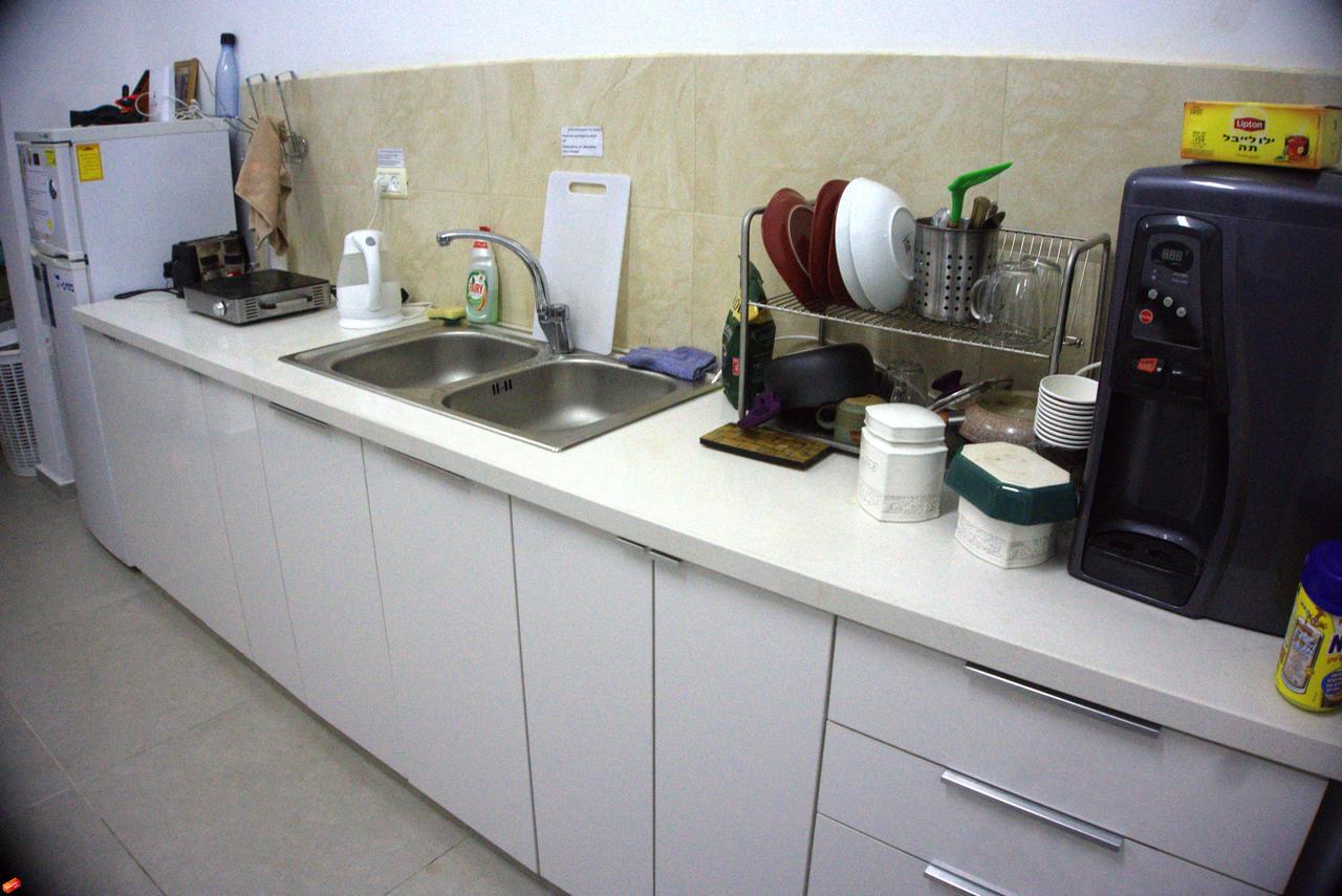 Space Place Haifa Bagian luar foto